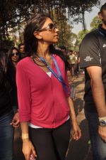 at Standard Chartered Mumbai Marathon in Mumbai on 14th Jan 2012 (56).JPG